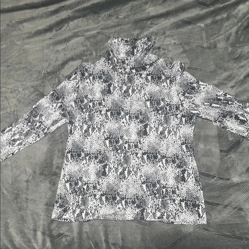 Snakeskin Print Turtleneck Top
